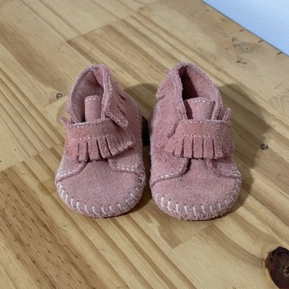 Minnetonka leather moccasin booties infant size 3
